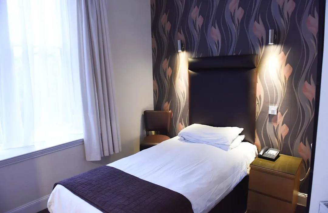Sandyford Hotel-1